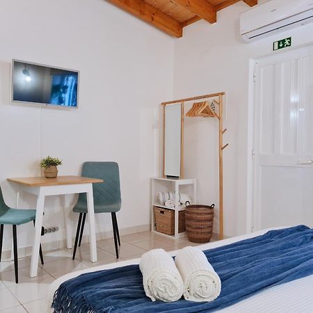 Villa Minha Casa Sua Casa - Cozy Little House, Ac & Wifi à Ferragudo  Extérieur photo